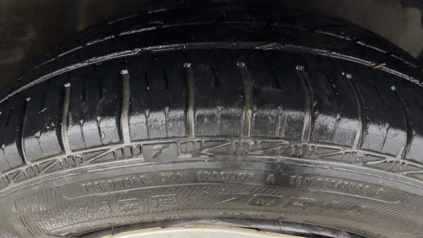 2018 Maruti Celerio ZXI AMT, Petrol, Automatic, 35,077 km, Right Front Tyre Tread