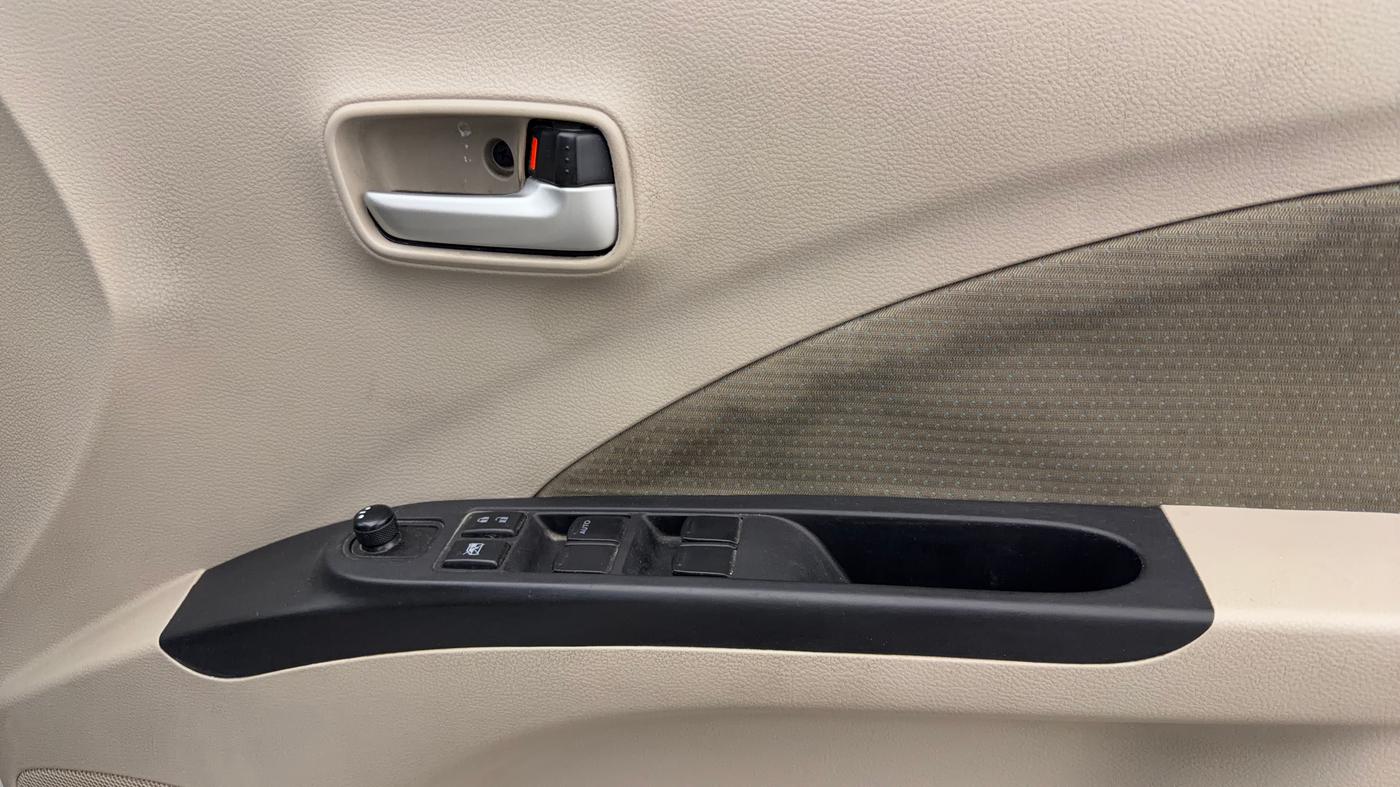2018 Maruti Celerio ZXI AMT, Petrol, Automatic, 35,077 km, Driver Side Door Panels Control