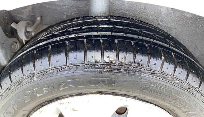2016 Maruti Celerio ZXI, Petrol, Manual, 12,698 km, Right Rear Tyre Tread