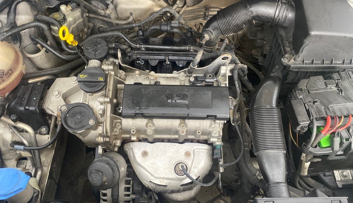 2015 Volkswagen Polo COMFORTLINE 1.2L, Petrol, Manual, 67,232 km, Engine View