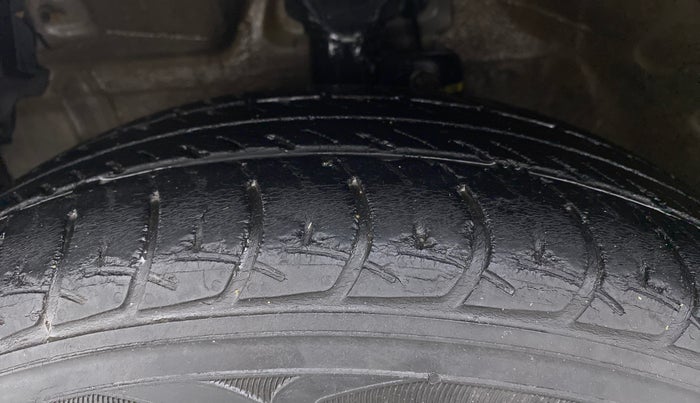 2019 Maruti Celerio ZXI, Petrol, Manual, 35,898 km, Left Front Tyre Tread