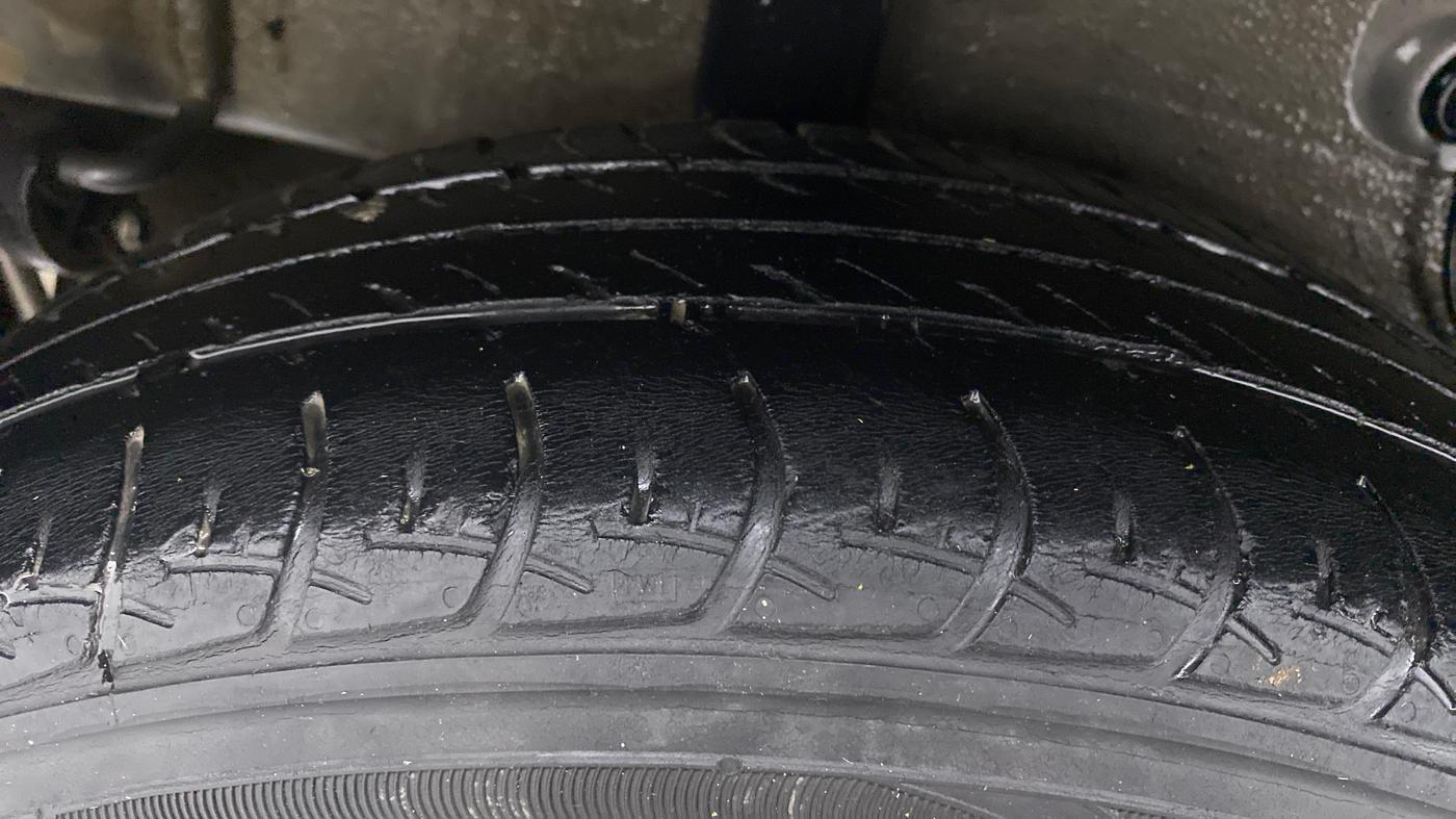 2019 Maruti Celerio ZXI, Petrol, Manual, 35,898 km, Right Rear Tyre Tread