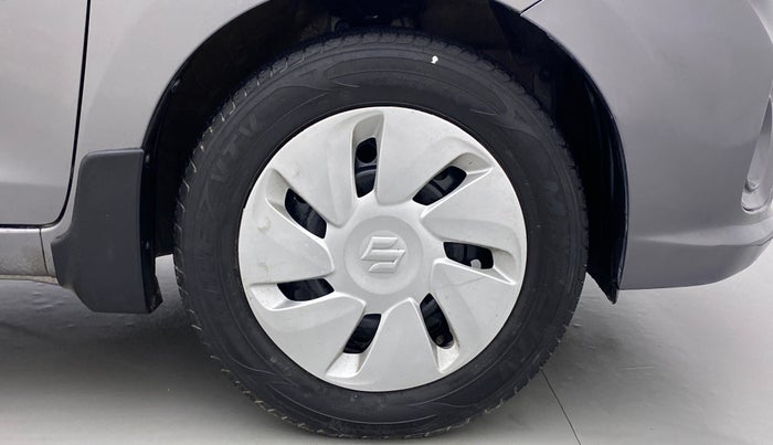 2019 Maruti Celerio ZXI, Petrol, Manual, 35,898 km, Right Front Wheel