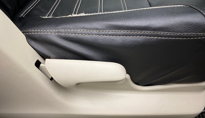 2019 Maruti Celerio ZXI, Petrol, Manual, 35,898 km, Driver Side Adjustment Panel