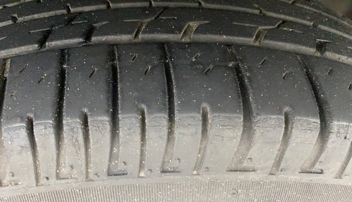 2019 KIA SELTOS HTK 1.5 PETROL, Petrol, Manual, 75,486 km, Right Front Tyre Tread