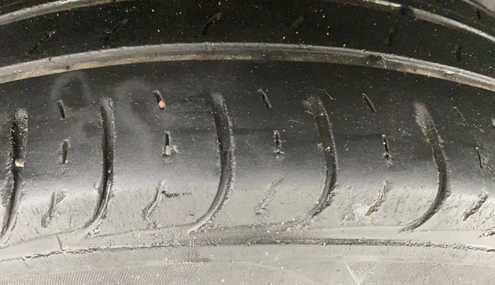 2019 KIA SELTOS HTK 1.5 PETROL, Petrol, Manual, 75,486 km, Right Rear Tyre Tread