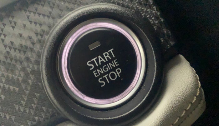 2023 Tata NEXON CREATIVE+ SUNROOF AMT 1.2 PETROL, Petrol, Automatic, 33,371 km, Keyless Start/ Stop Button