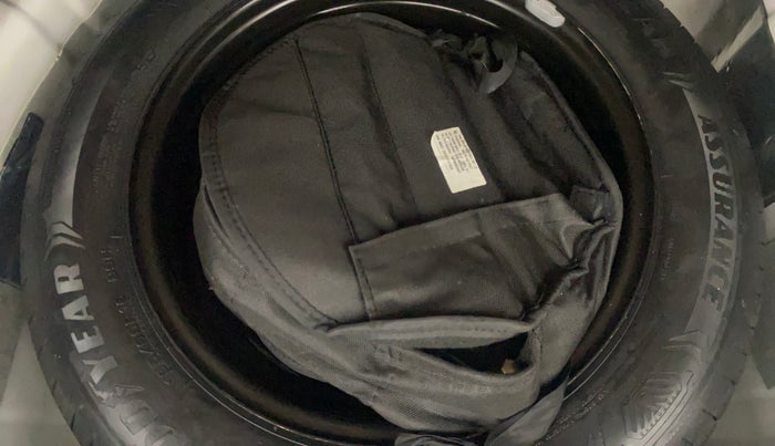 2023 Tata NEXON CREATIVE+ SUNROOF AMT 1.2 PETROL, Petrol, Automatic, 33,371 km, Spare Tyre