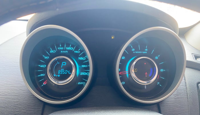 2016 Mahindra XUV500 W10 AT, Diesel, Automatic, 89,467 km, Odometer Image