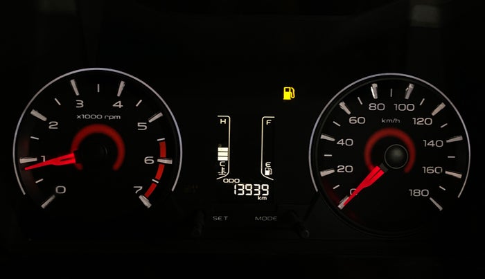 2018 Mahindra KUV 100 NXT K8 P 6 STR, Petrol, Manual, 13,934 km, Odometer Image
