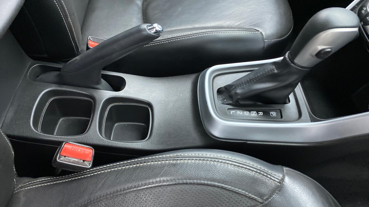 2020 Maruti S Cross ALPHA AT SMART HYBRID, Petrol, Automatic, 17,405 km, Gear Lever