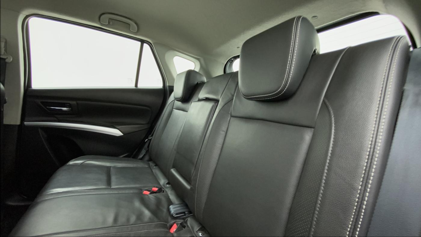 2020 Maruti S Cross ALPHA AT SMART HYBRID, Petrol, Automatic, 17,405 km, Right Side Rear Door Cabin