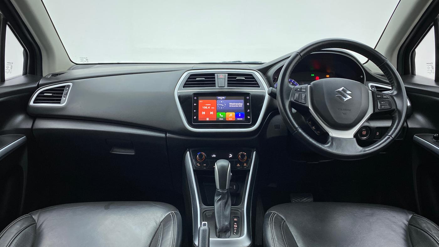 2020 Maruti S Cross ALPHA AT SMART HYBRID, Petrol, Automatic, 17,405 km, Dashboard