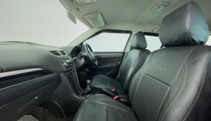 2015 Maruti Swift LXI (O), Petrol, Manual, 25,084 km, Right Side Front Door Cabin