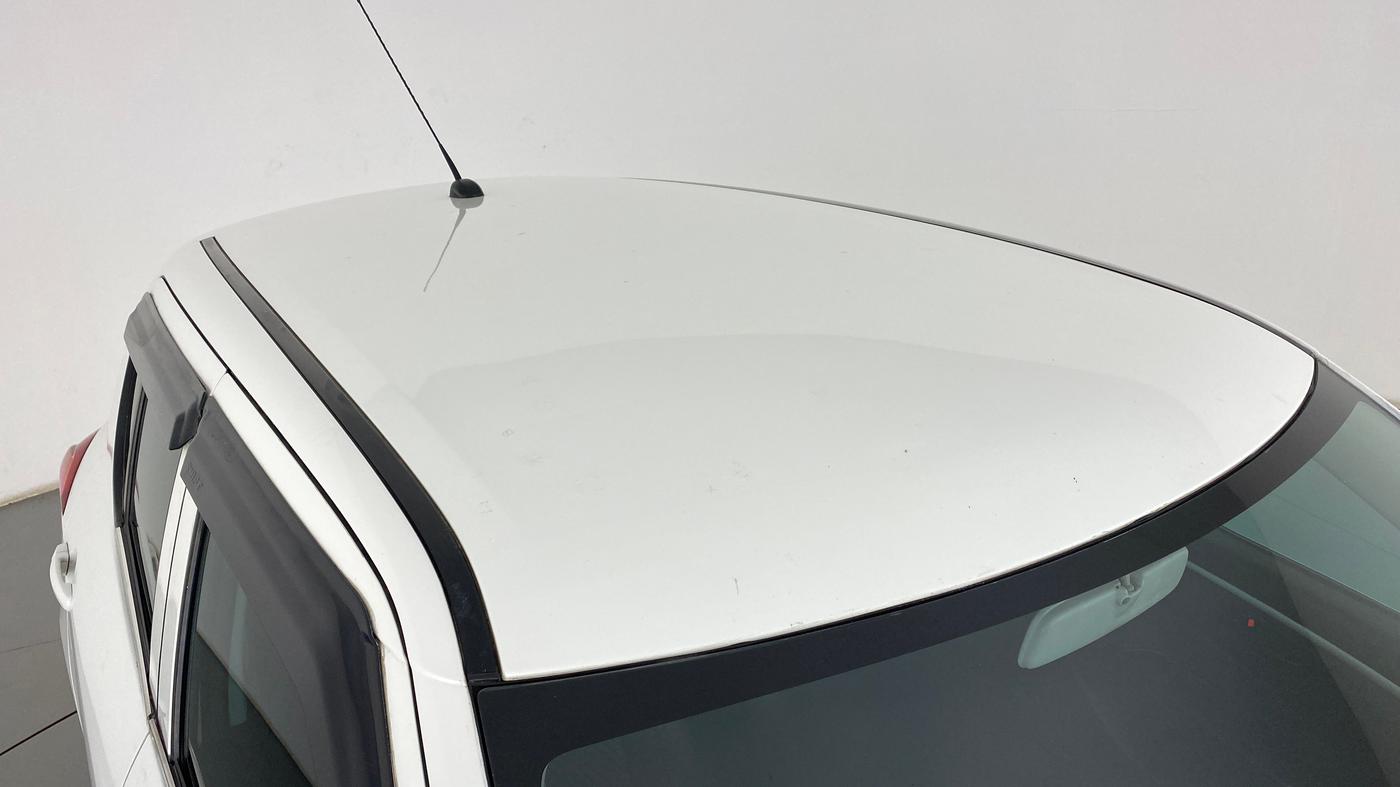 2015 Maruti Swift LXI (O), Petrol, Manual, 25,084 km, Roof