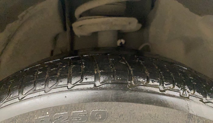2022 Tata TIGOR XZA PLUS PETROL, Petrol, Automatic, 61,111 km, Right Front Tyre Tread