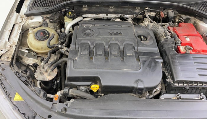 2013 Skoda Octavia ELEGANCE 2.0 TDI AT, Diesel, Automatic, 72,639 km, Engine View - Right