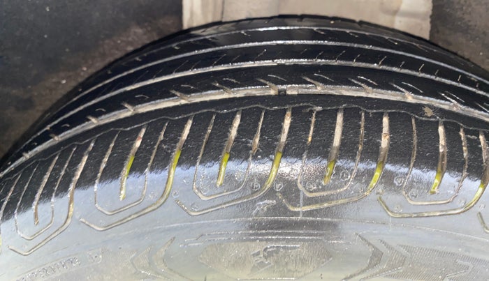 2013 Skoda Octavia ELEGANCE 2.0 TDI AT, Diesel, Automatic, 72,639 km, Right Rear Tyre Tread