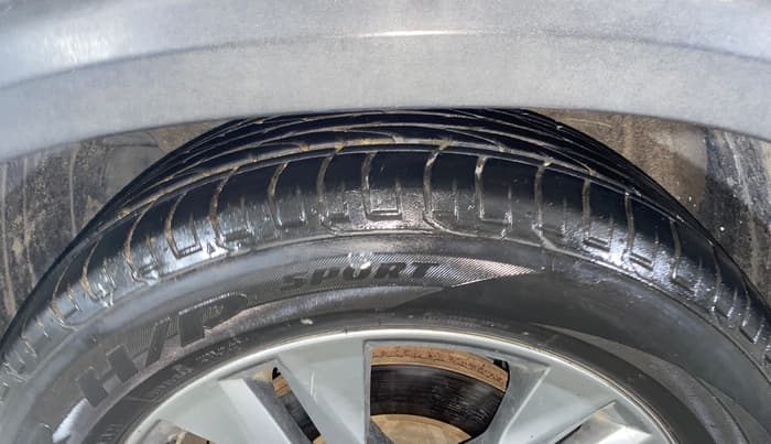 2020 KIA SELTOS HTX 1.5 PETROL, Petrol, Manual, 97,621 km, Left Front Tyre Tread