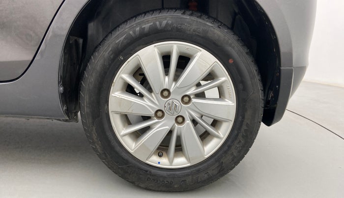 2015 Maruti Swift ZXI, Petrol, Manual, 1,19,106 km, Left Rear Wheel