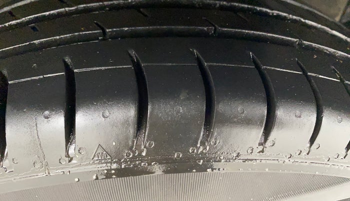 2022 Hyundai GRAND I10 NIOS SPORTZ 1.2 KAPPA VTVT, Petrol, Manual, 28,241 km, Left Rear Tyre Tread