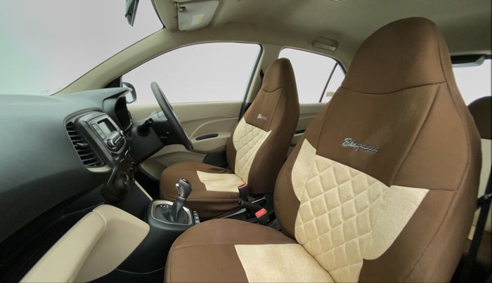 2019 Hyundai NEW SANTRO 1.1 MAGNA AMT, Petrol, Automatic, 17,940 km, Right Side Front Door Cabin