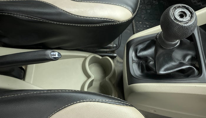 2017 Maruti Celerio VXI, CNG, Manual, 84,901 km, Gear Lever