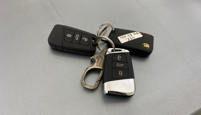 2018 Skoda Superb L&K 1.8 TSI AT, Petrol, Automatic, 70,255 km, Key Close Up