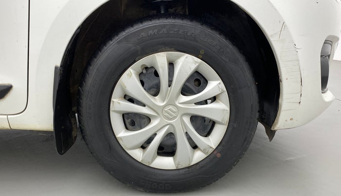 2019 Maruti Swift VXI, Petrol, Manual, 43,012 km, Right Front Wheel