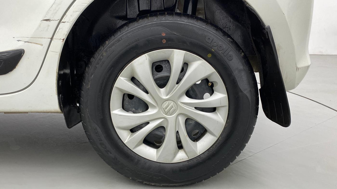 2019 Maruti Swift VXI, Petrol, Manual, 43,012 km, Left Rear Wheel