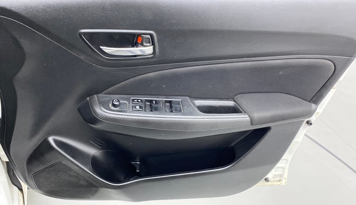 2019 Maruti Swift VXI, Petrol, Manual, 43,012 km, Driver Side Door Panels Control
