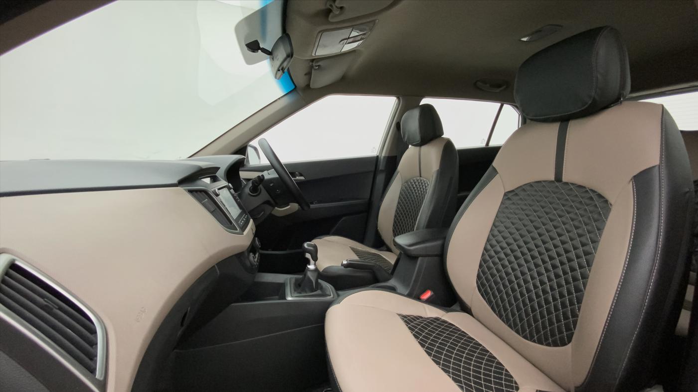 2016 Hyundai Creta SX PLUS 1.6 PETROL, Petrol, Manual, 1,00,673 km, Right Side Front Door Cabin