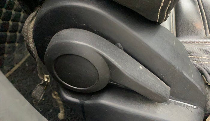 2021 Tata ALTROZ XT PETROL, Petrol, Manual, 64,643 km, Driver Side Adjustment Panel