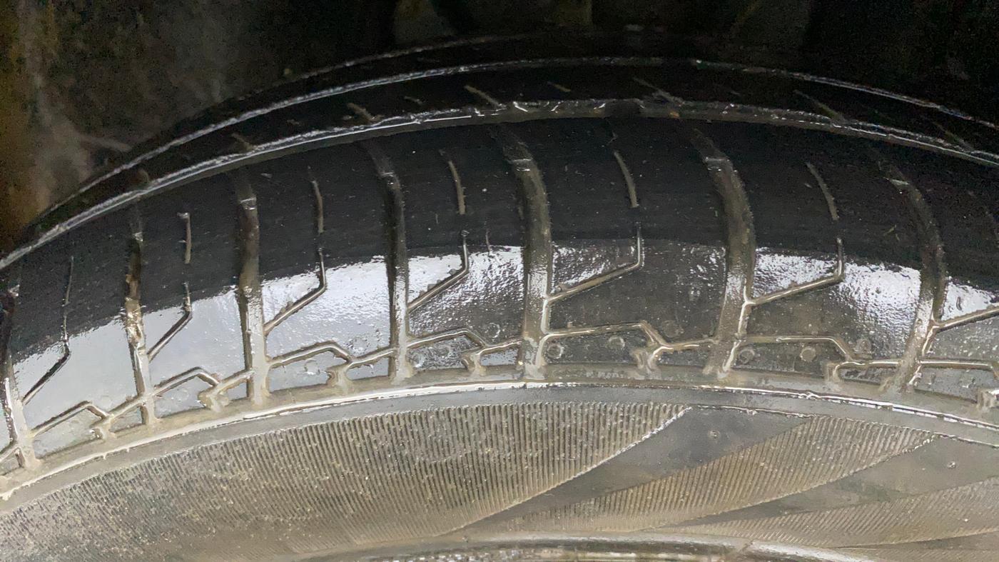 2021 Tata ALTROZ XT PETROL, Petrol, Manual, 64,673 km, Left Front Tyre Tread