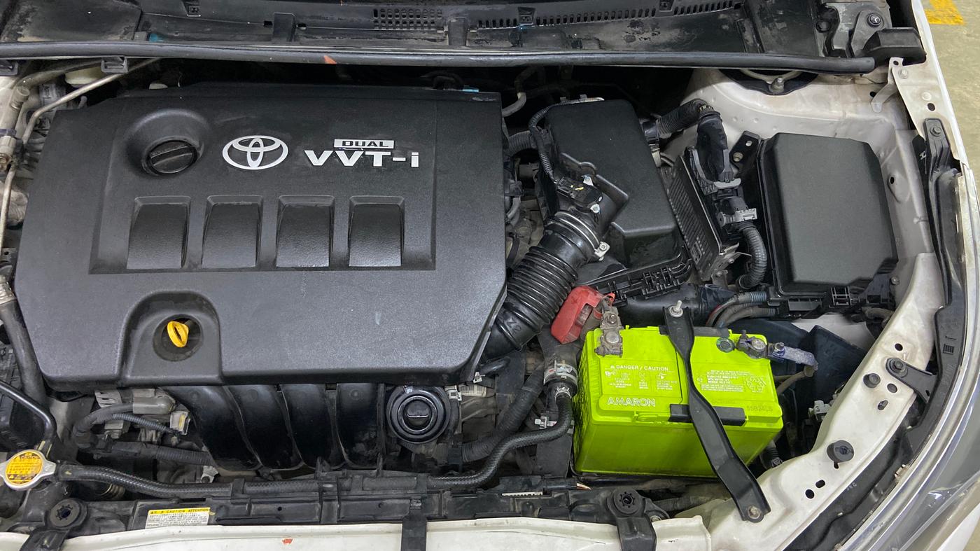 2015 Toyota Corolla Altis VL CVT PETROL, Petrol, Automatic, 1,10,693 km, Engine View - Left