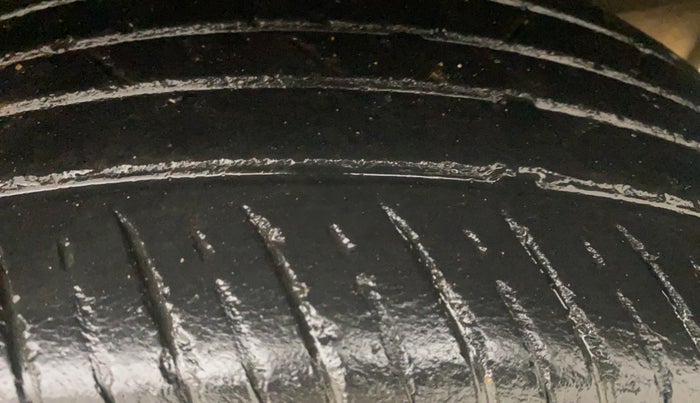 2021 Renault Kiger RXL AMT, Petrol, Automatic, 73,586 km, Left Rear Tyre Tread