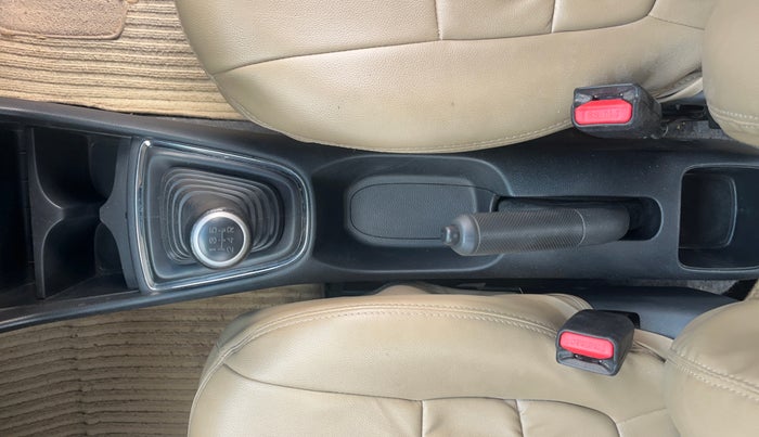 2020 Honda Amaze 1.2L I-VTEC S, Petrol, Manual, 48,144 km, Gear Lever