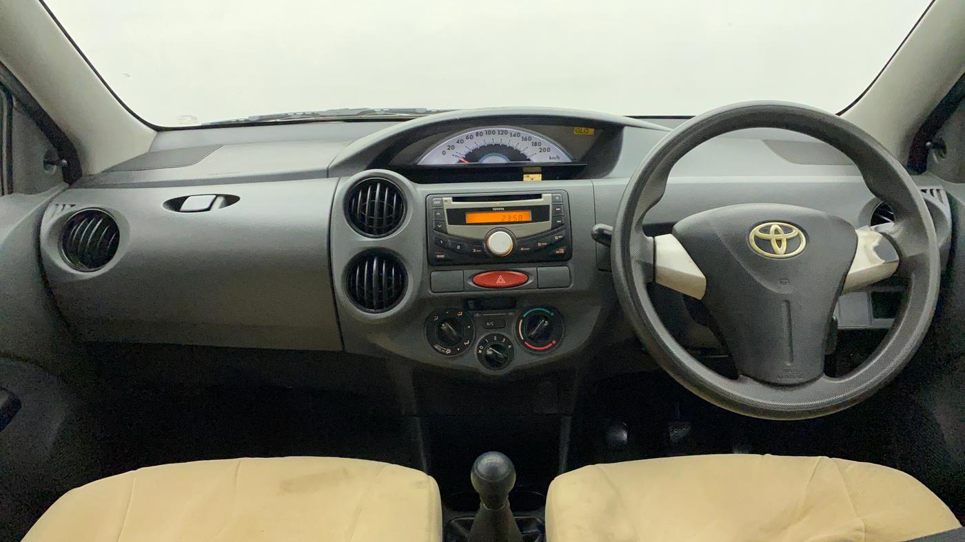 2012 Toyota Etios Liva G SP, Petrol, Manual, 79,235 km, Dashboard
