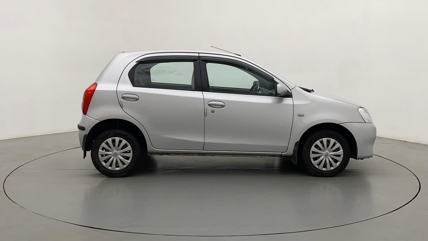 2012 Toyota Etios Liva G SP, Petrol, Manual, 79,235 km, Right Side