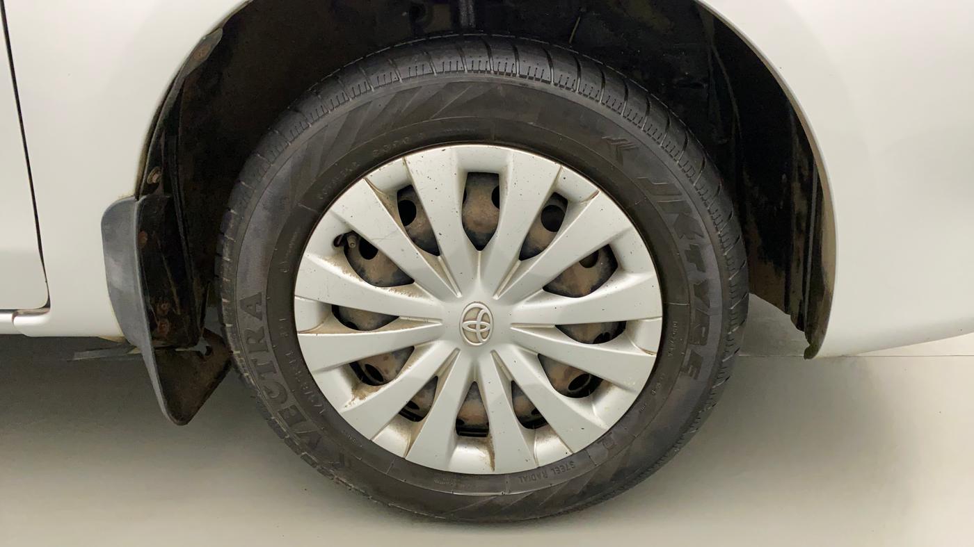 2012 Toyota Etios Liva G SP, Petrol, Manual, 79,235 km, Right Front Wheel