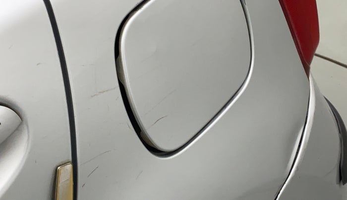 2012 Toyota Etios Liva G SP, Petrol, Manual, 79,235 km, Left quarter panel - Minor scratches