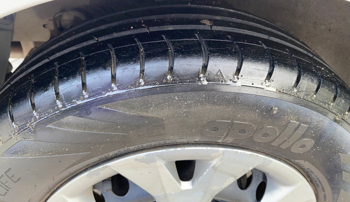 2016 Hyundai Grand i10 MAGNA 1.2 KAPPA VTVT, Petrol, Manual, 77,691 km, Right Rear Tyre Tread