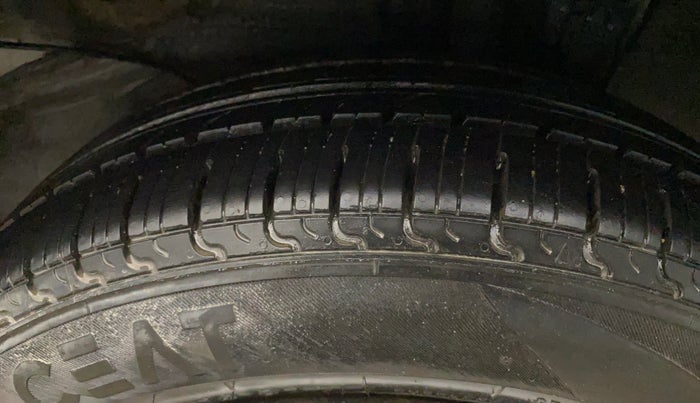 2019 Hyundai NEW SANTRO SPORTZ CNG, CNG, Manual, 70,949 km, Left Rear Tyre Tread