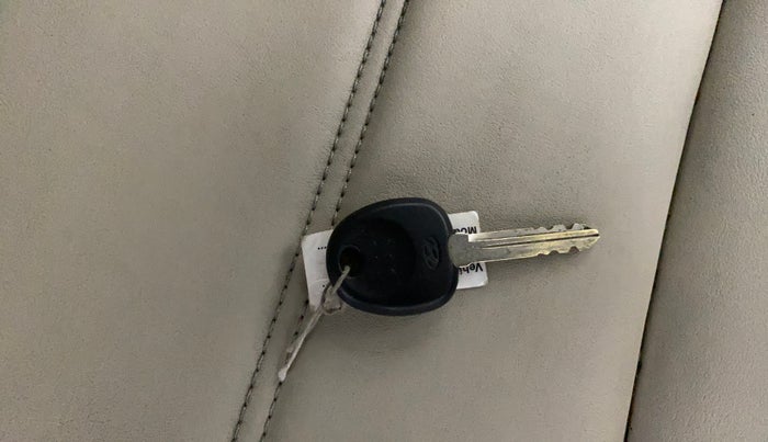 2019 Hyundai NEW SANTRO SPORTZ CNG, CNG, Manual, 70,949 km, Key Close Up