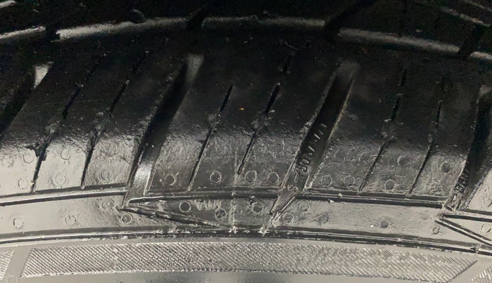 2019 Hyundai Creta SX AT 1.6 PETROL, Petrol, Automatic, 82,367 km, Right Front Tyre Tread