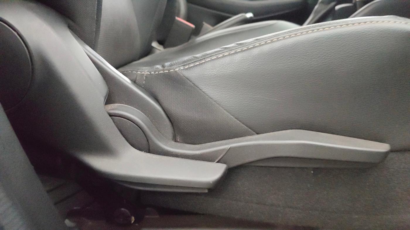 2022 Maruti Grand Vitara ALPHA PLUS HYBRID ECVT, Hybrid, Automatic, 64,406 km, Driver Side Adjustment Panel