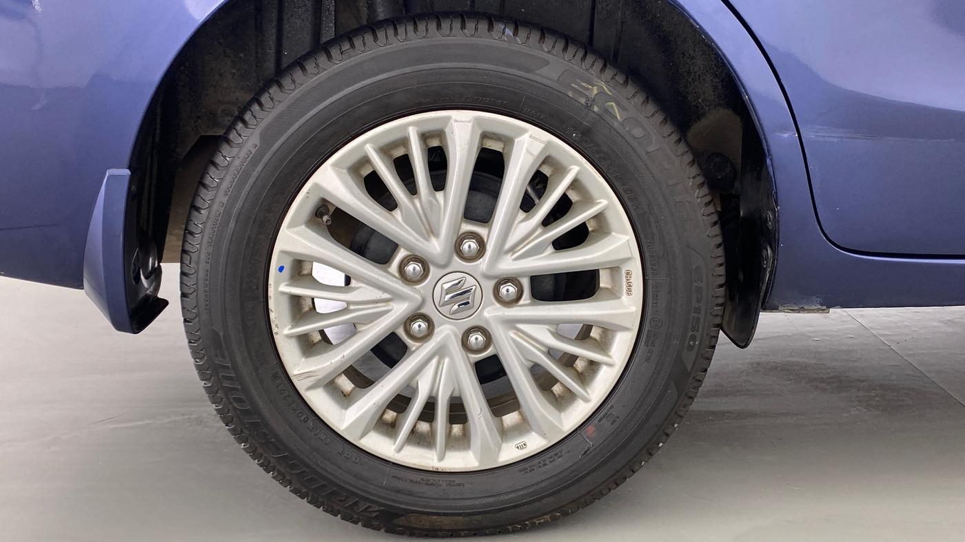 2018 Maruti Ertiga ZXI Plus SHVS, Petrol, Manual, 42,625 km, Right Rear Wheel