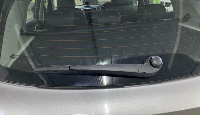 2022 MG ASTOR SHARP 1.5 MT, Petrol, Manual, 62,976 km, Rear Wiper