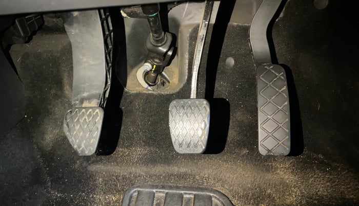 2022 MG ASTOR SHARP 1.5 MT, Petrol, Manual, 62,976 km, Pedals