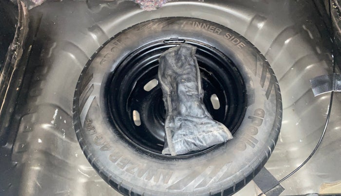 2016 Renault Kwid RXT 0.8 (O), Petrol, Manual, 91,411 km, Spare Tyre